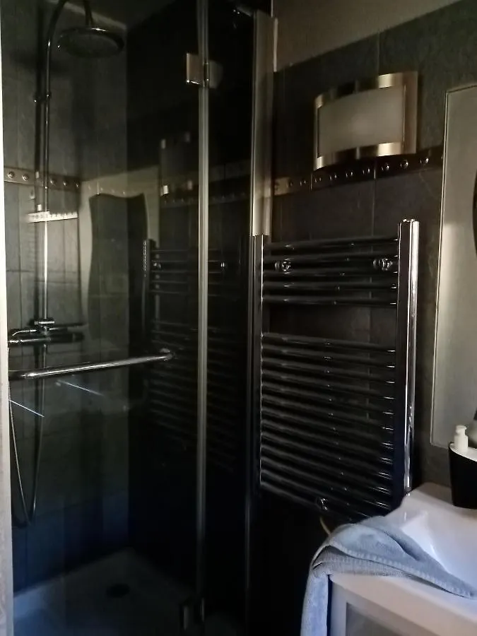 Hotel Au Mas Saint Pierre Pignans Francja